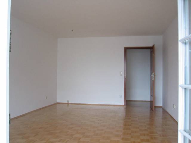 Wohnzimmer von der Balkontr